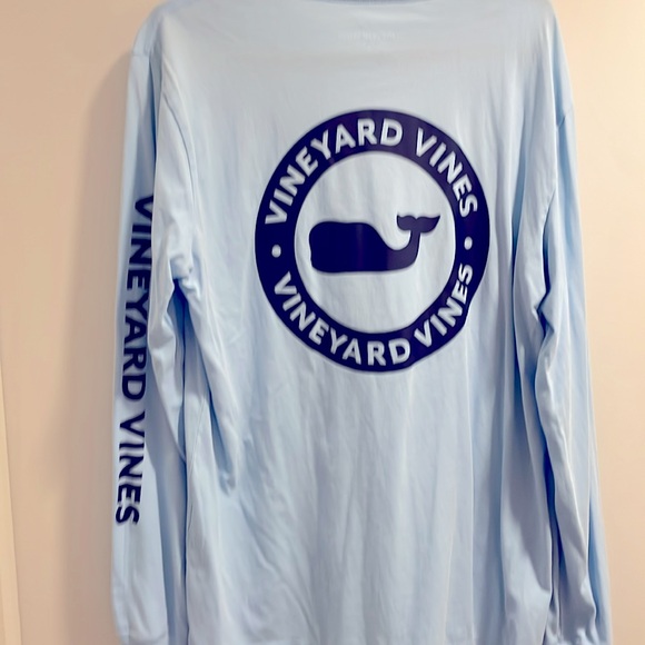 Vineyard Vines whale long sleeve T - Picture 2 of 2